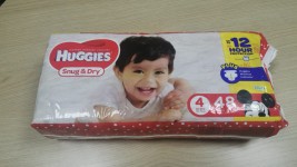 Huggies Snug & Dry - 48 pieces, Size 4 - Disney Mickey Mouse (Ražots ASV)